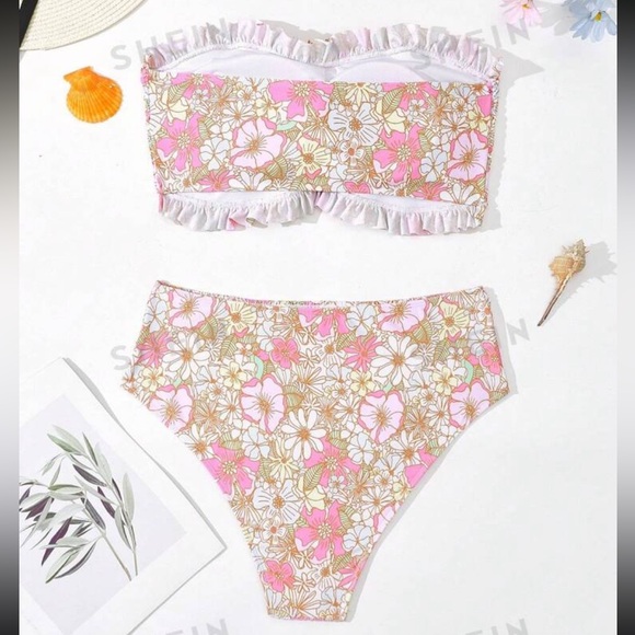 NWT Floral Printed Bikini Set - Picture 2 of 3